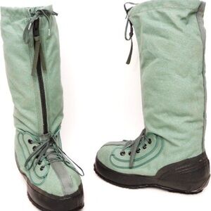 Military Muk Luk Extreme cold weather boots Green Size Small (7-8)